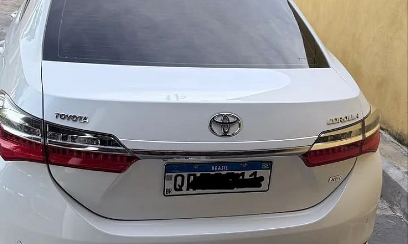 Toyota Corolla Xei 2...