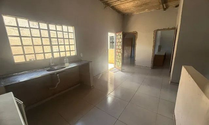 Lote De 200M2 Com Ca...