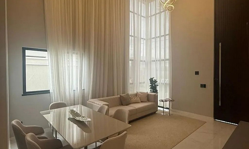 Casa Plana Na Cidade...