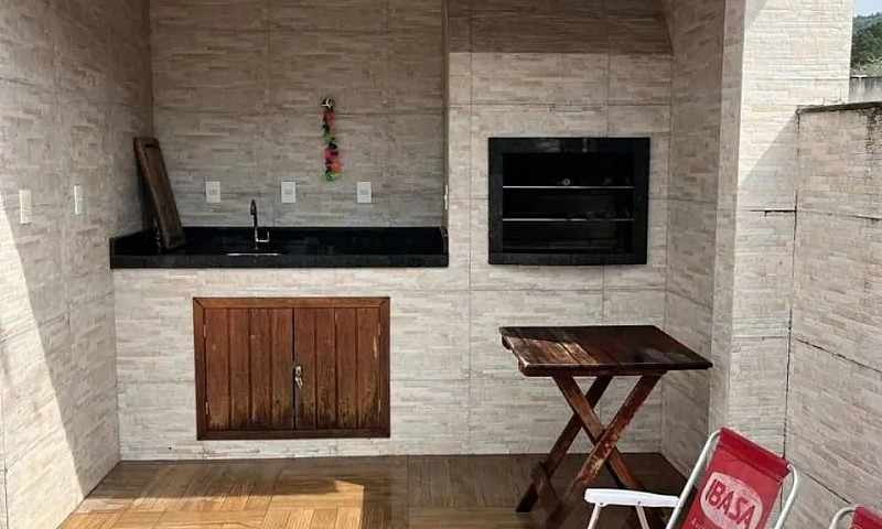 Casa Térrea Com Pisc...