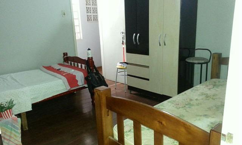 Quarto Para Moças No...