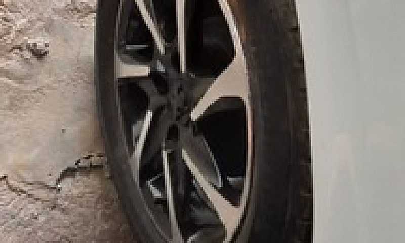 Peugeot 208 Allure 1...