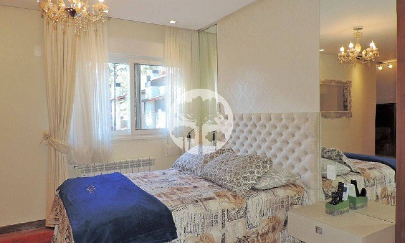 Vende-Se Elegante Ca...