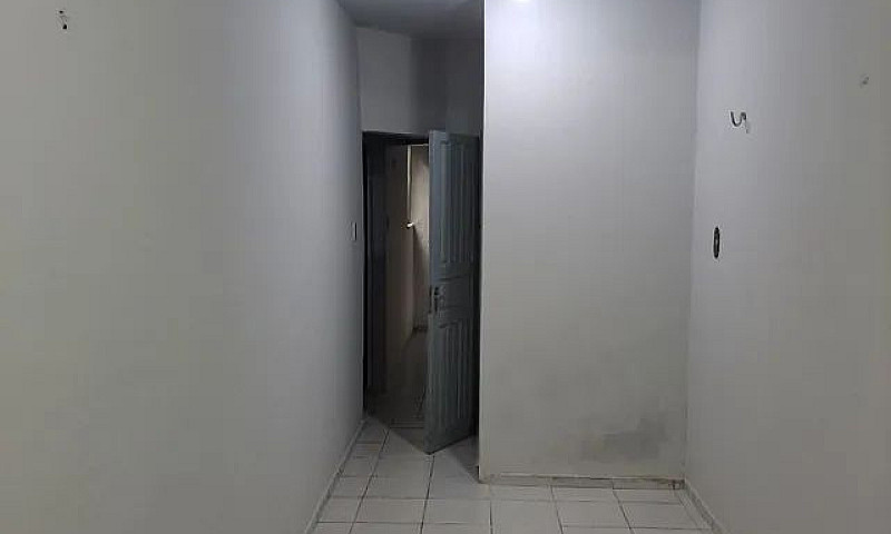 Aluga-Se Apartamento...