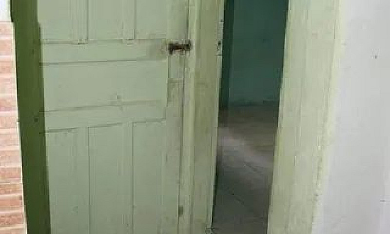 Casa E Kitinetes Em ...