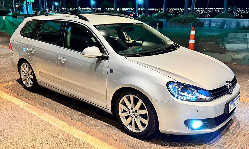 Volkswagen Jetta Var...