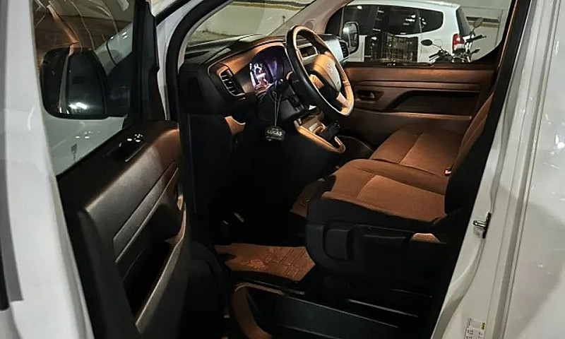 Peugeot Expert 1.5 T...