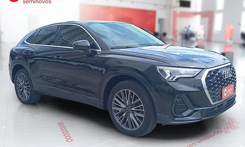 Audi Q3 Spb Performa...