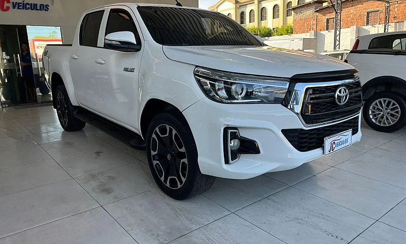 Toyota Hilux Cd 4X4 ...