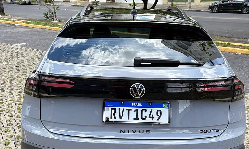 Volkswagen Nivus Hig...