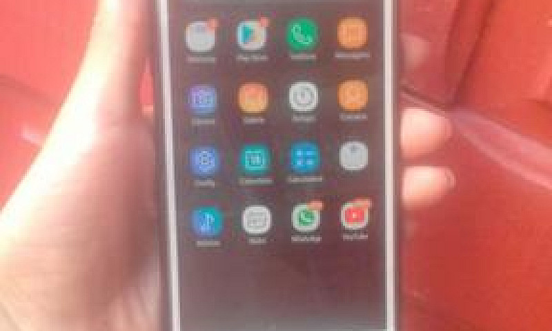 Vendo J7...
