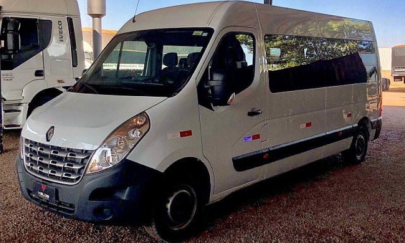 Van Renault Master 2...