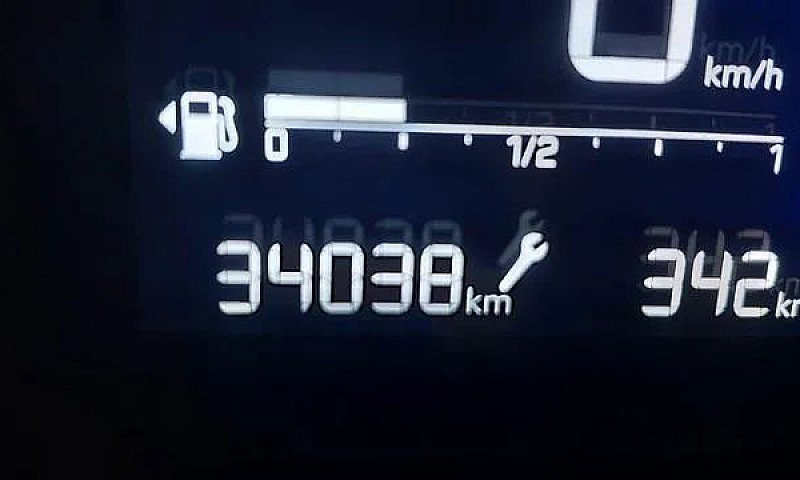 Peugeot New 208 Styl...