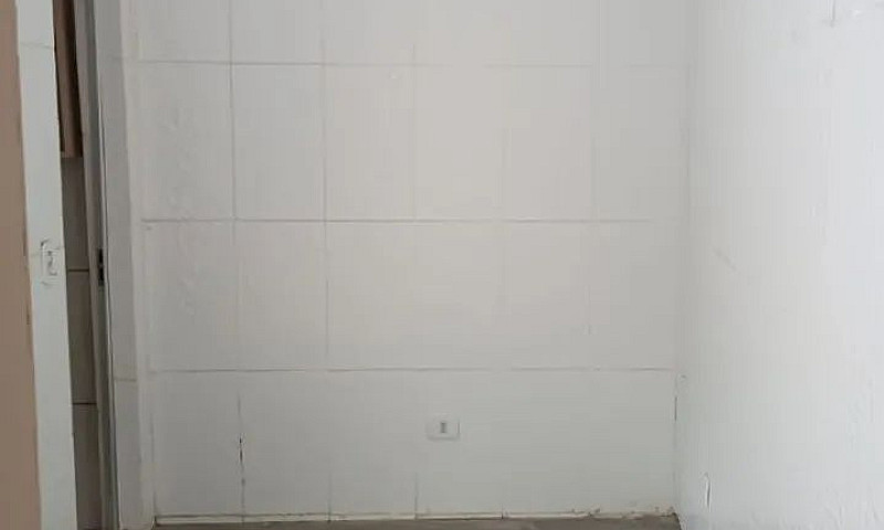 2 Cômodos E Wc Ermel...