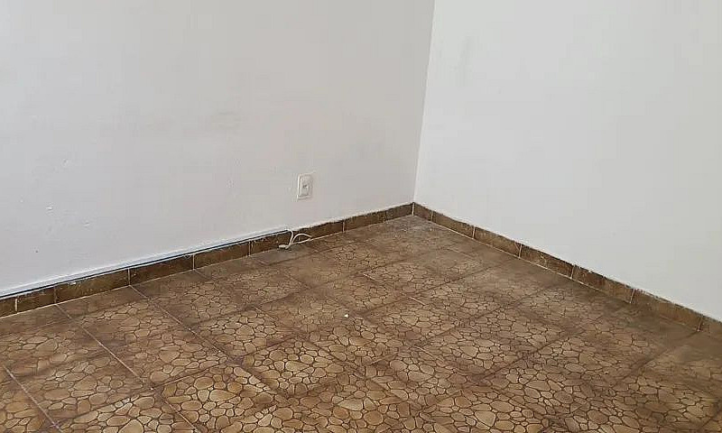 Casa De Vila Em Vila...
