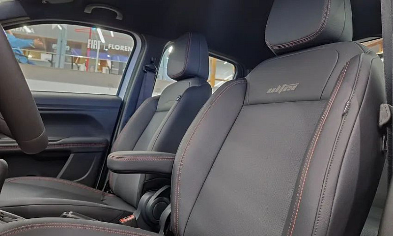 Fiat Strada Ultra 1....