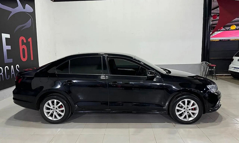 Volkswagen Jetta Tre...