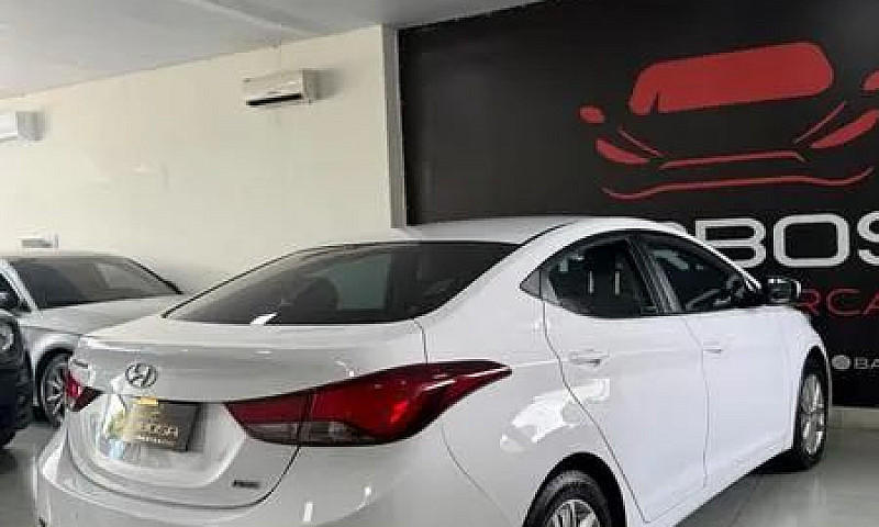 Hyundai Elantra 2.0 ...