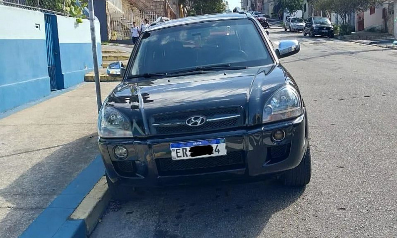 Hyundai Tucson 2.0 1...