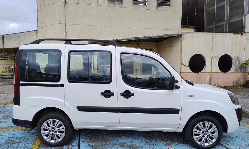 Fiat Doblo Essence 1...