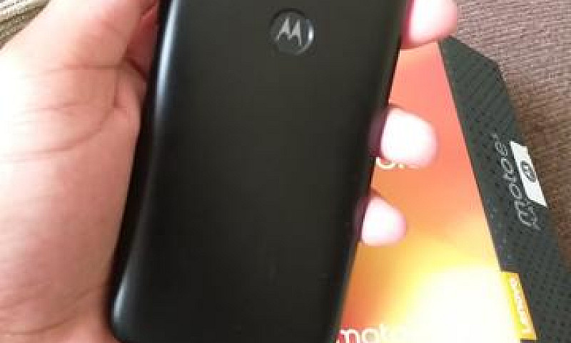 Moto E5 Play Complet...