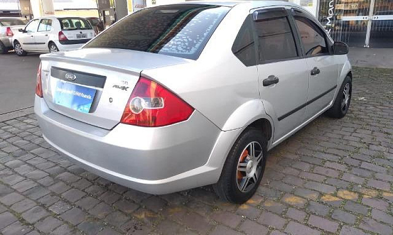 Fiesta 1.6 Sedan Sem...