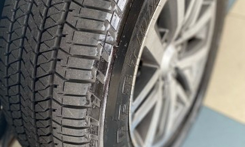 Toyota Hilux Srx Mui...