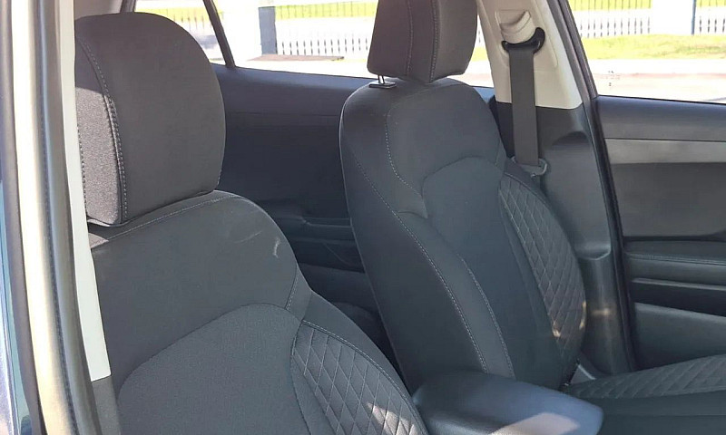 06- Hyundai Creta Li...