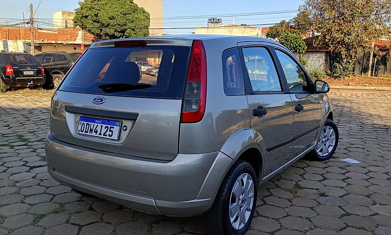 Ford Fiesta 1.0 8V F...