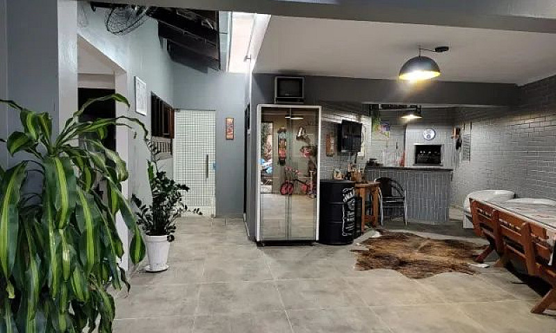 Linda Casa Plana Com...