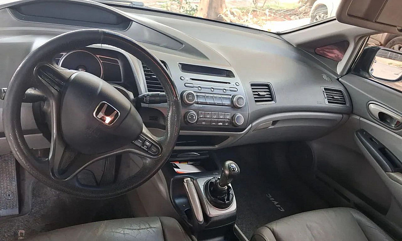 Honda Civic Sedan Lx...