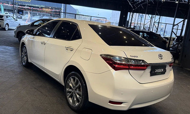 Toyota Corolla Xei 2...