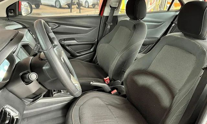 Chevrolet Onix Hatch...