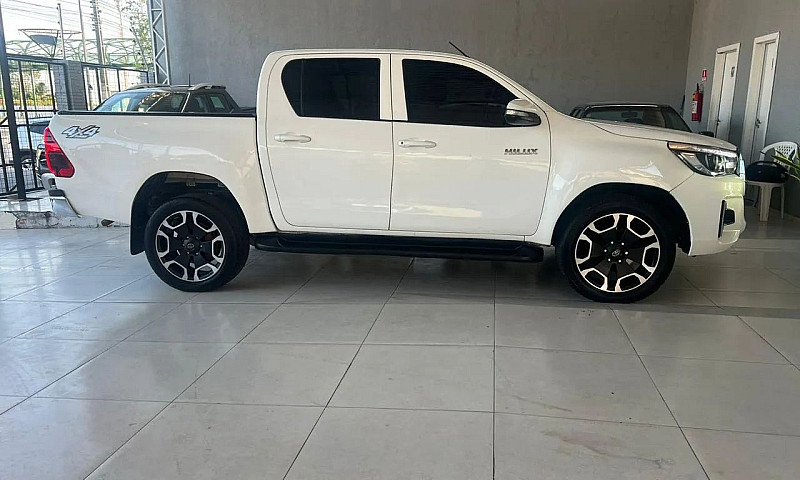 Toyota Hilux Cd 4X4 ...