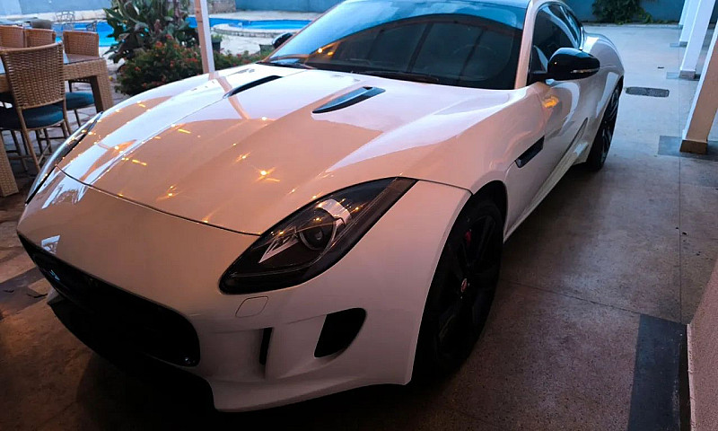 Jaguar F-Type S Supe...