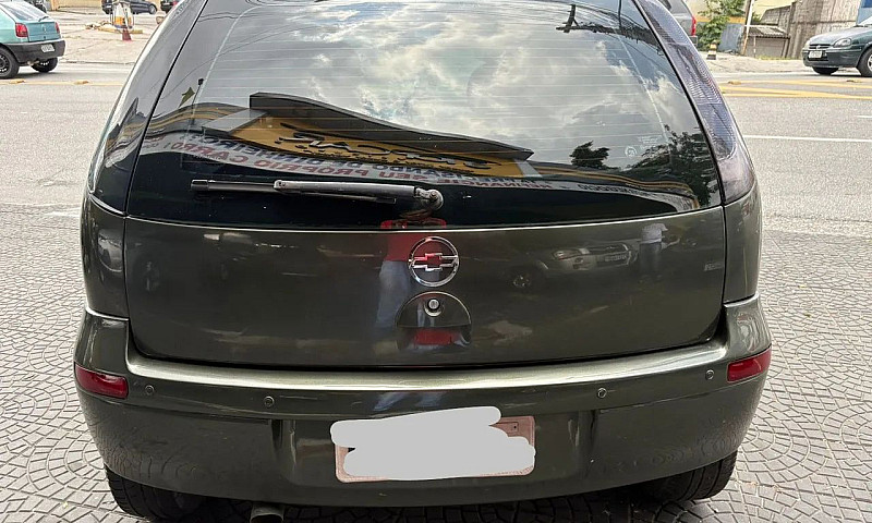 Chevrolet Corsa Hat....