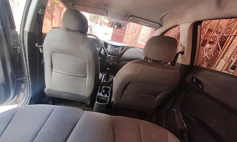 Hyundai Hb20S C.plus...