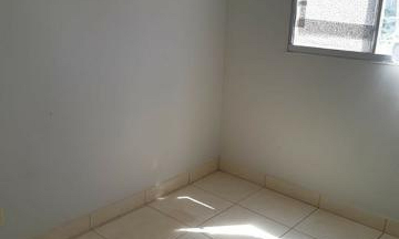 Alugo Apartamento 02...