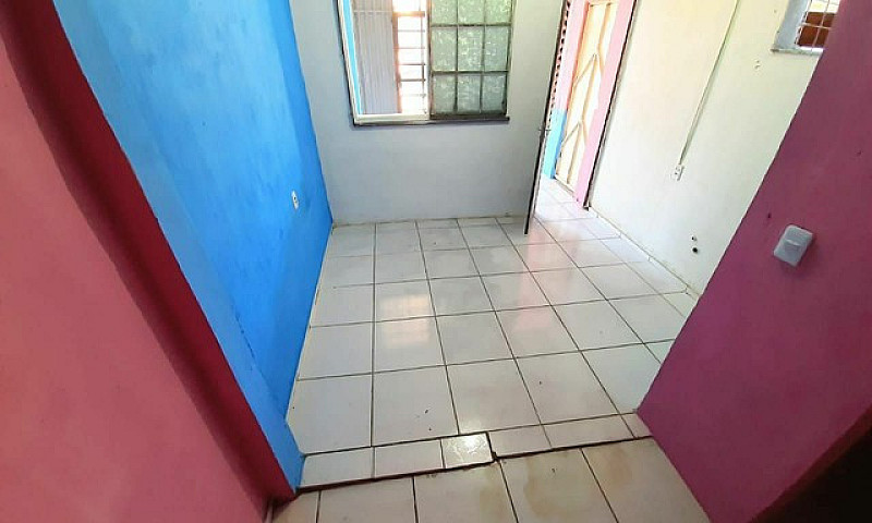 Kitnet Ao Lado Da La...