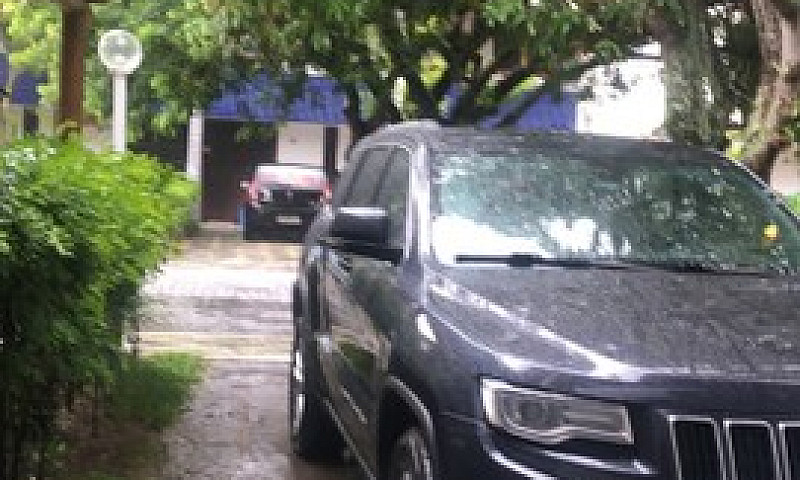 Jeep Grand Cherokee ...
