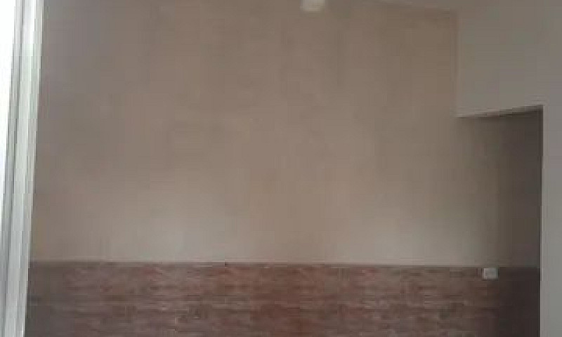 Alugo Casa. Saracuru...