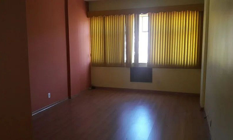 Apartamento Praça Se...