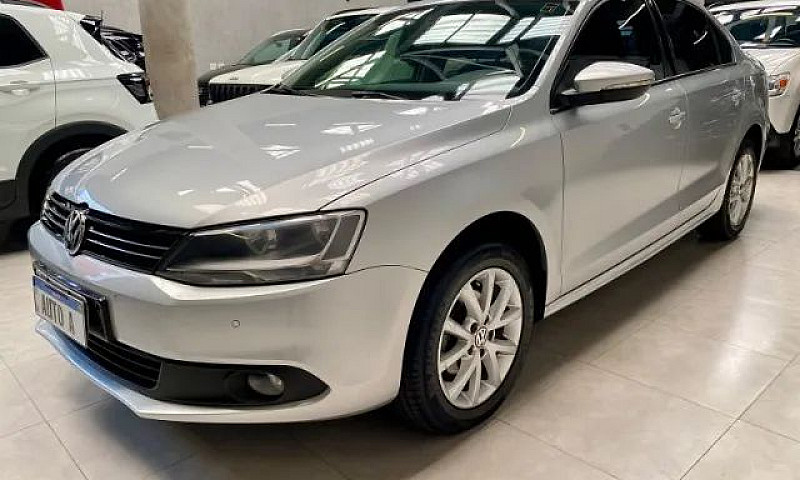 Volkswagen Jetta Com...