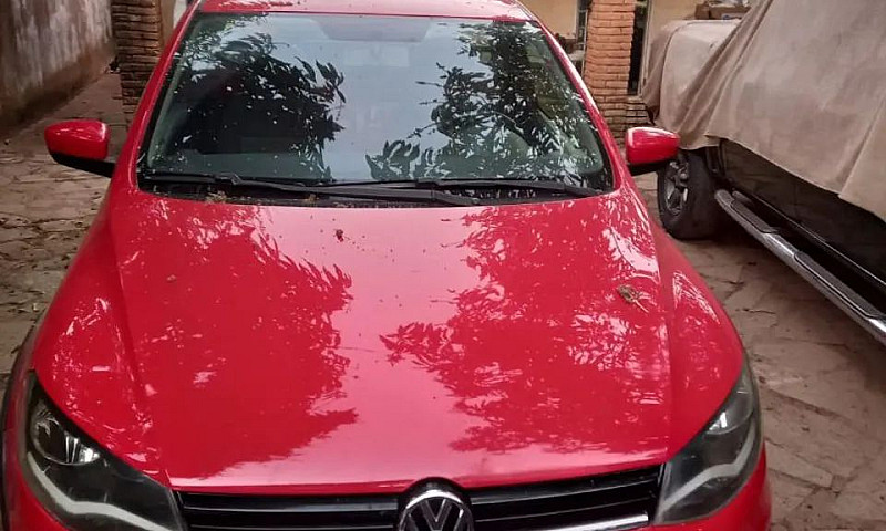 Volkswagen Saveiro 1...