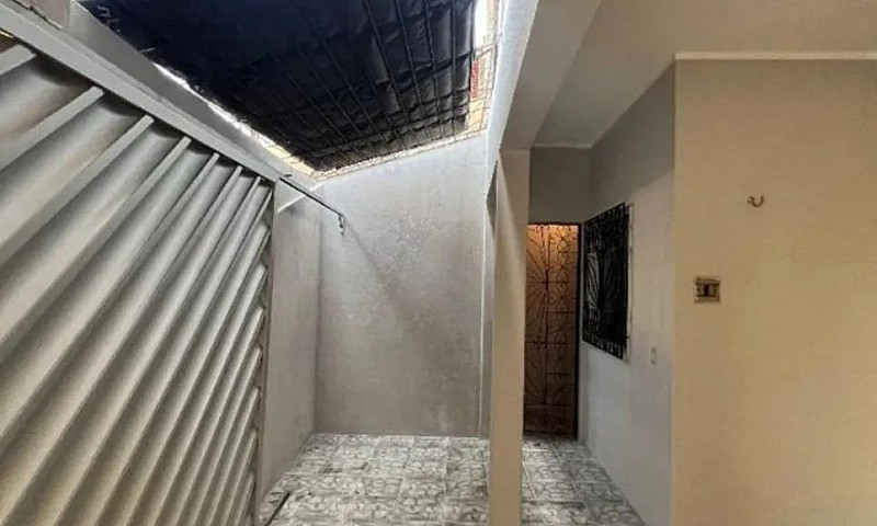 Possui Garagem, Disp...