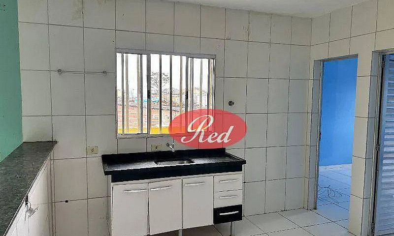 Casa Com 2 Dormitóri...