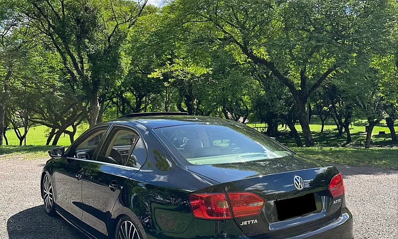 Volkswagen Jetta Hig...