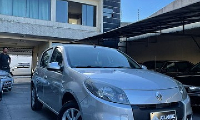 Renault Sandero ...