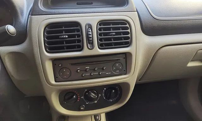Renault Clio Privilè...