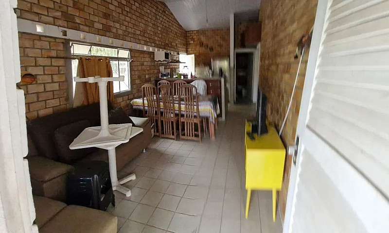 Casa C/ 3 Quartos Na...